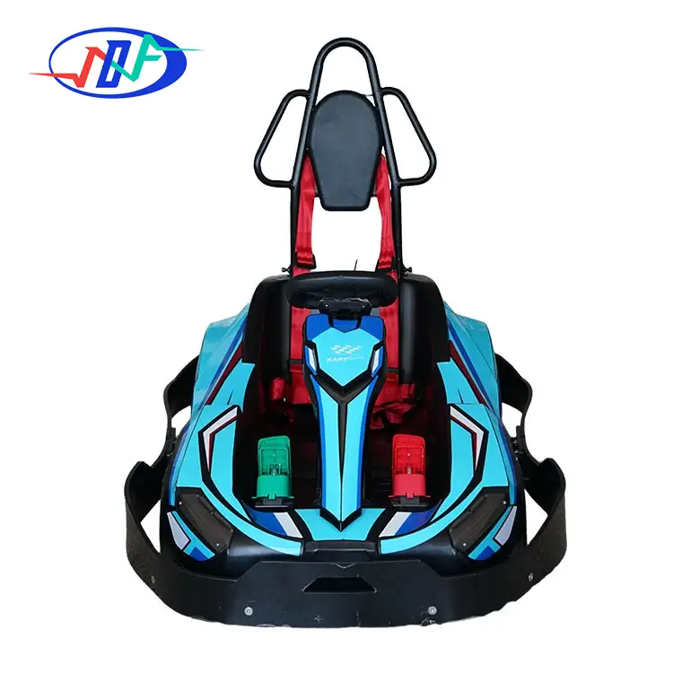 Gyerekek sodródó elektromos gokart